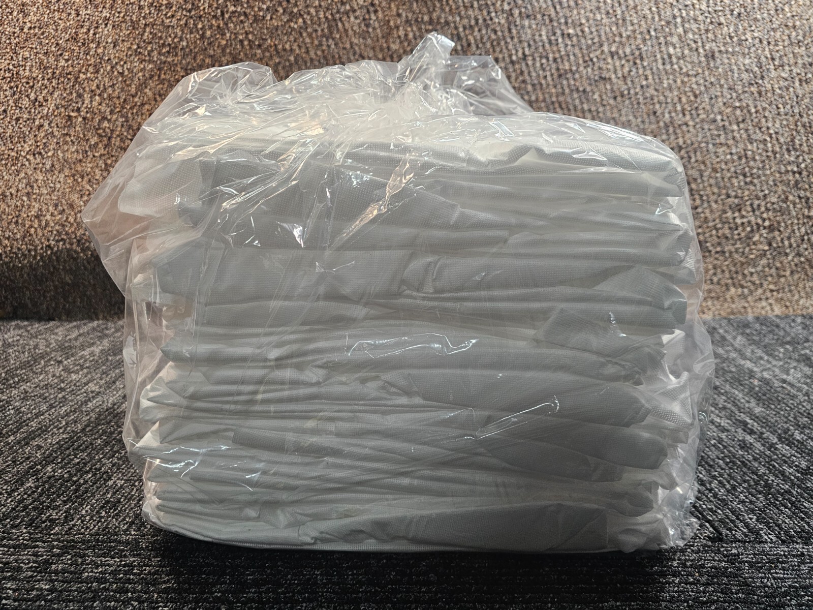 ( QTY 25 ) Kleenguard 10039 A20 White Lab Coat Snap Front, XL Size Disposable