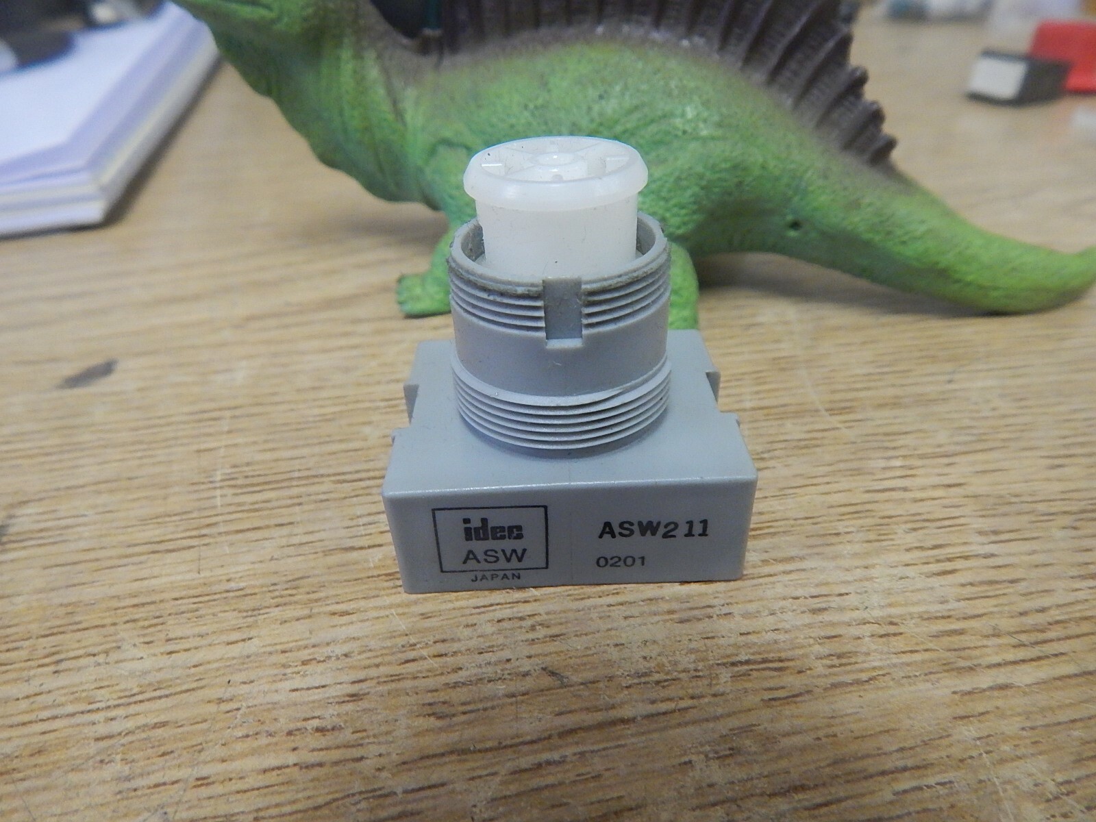 Idec ASW211 ASW 0201 R431 STD Selector *FREE SHIPPING*
