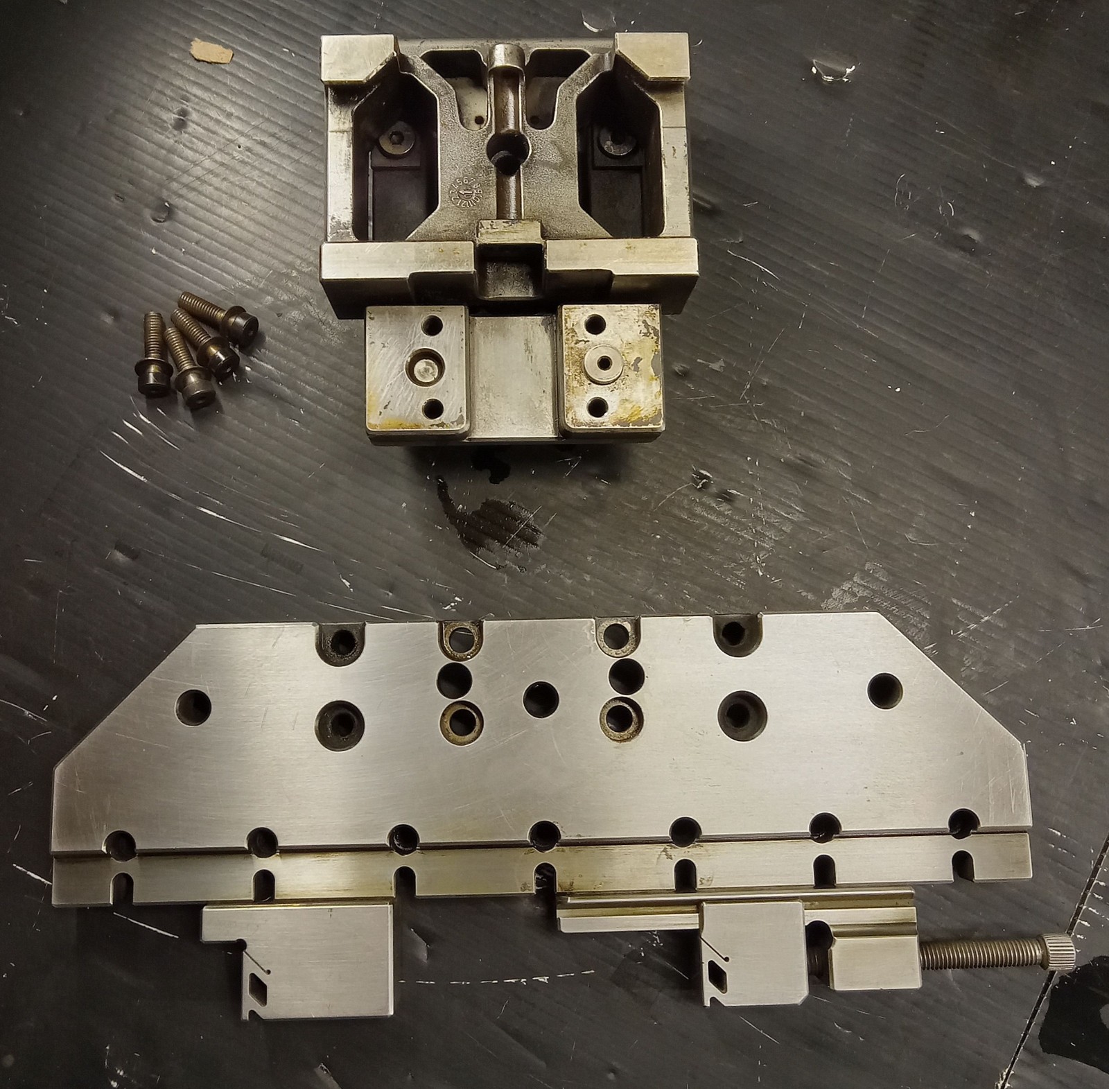 1 USED SYSTEM 3R 3R-272HP/3R-239.1/3R-292.66HP WIRE EDM TOOLING KIT *MAKE OFFER*