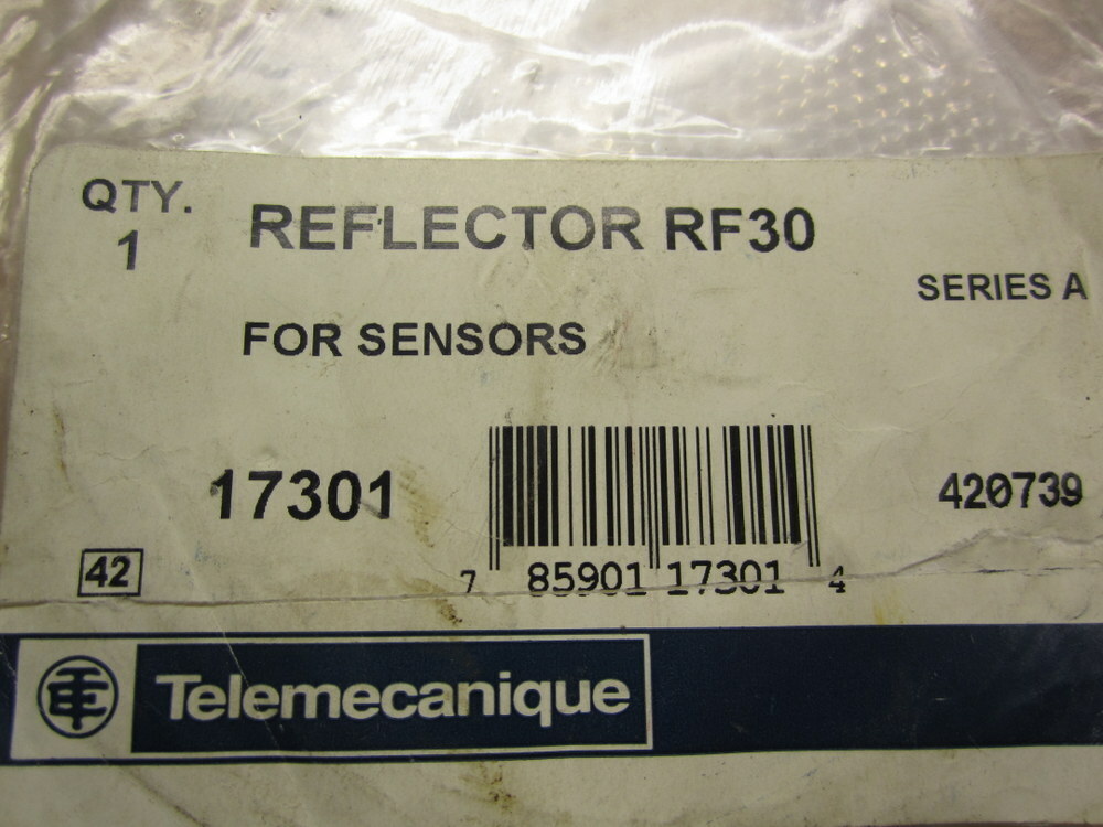 Telemecanique RF30 Reflector 17301 (Pack of 2)