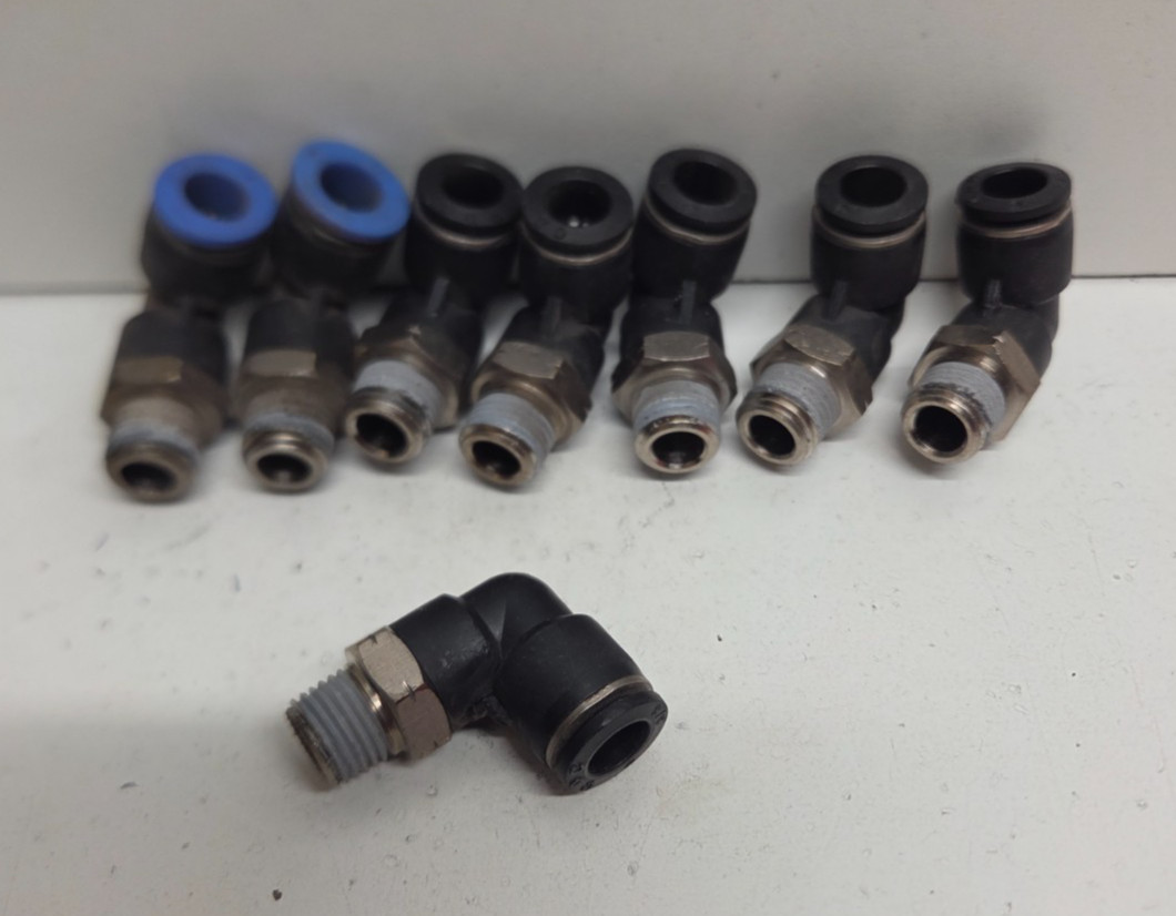 LOT OF 8 CDC 3/8″ TUBE X 1/4″ NPT PUSH TO CONNECT MALE ELBOWS PL3/8-N2