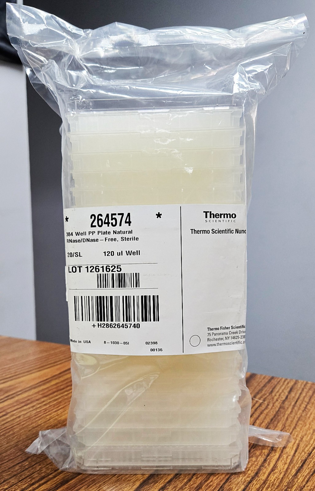 Thermo Scientific 264574 384 Well PP Plate 20pcs Natural RNase/DNase 120ul Well