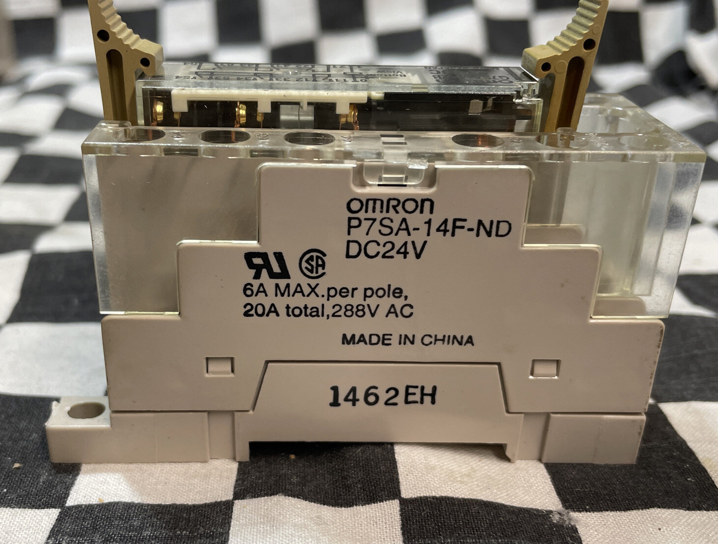 OMRON BASE RELAY 24V, P7SA-14F-ND & G7SA-4A2B, LOT OF 40, SHIPSAMEDAY