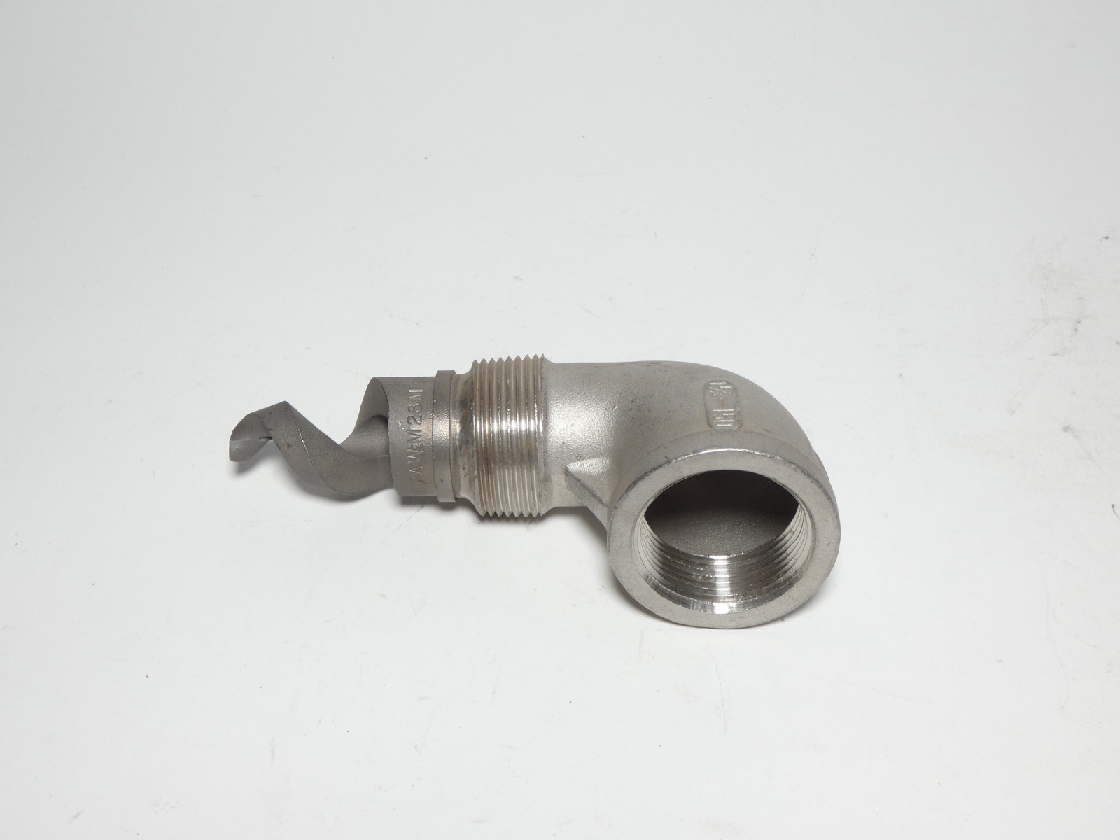 BETE RAWM28M Full Cone Nozzle 1-1/4″ 150 – NEW Surplus!