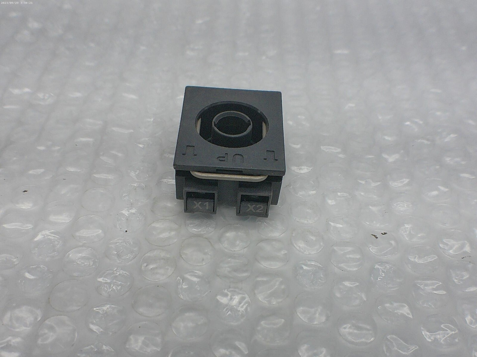 ELFIN 020PD9 LAMP HOLDER BASE NSNP