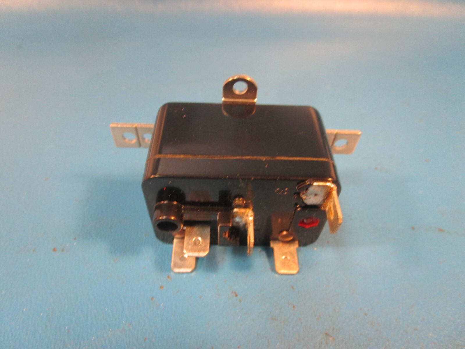 White-Rodgers 90-290Q, Fan Relay, Type 84, 24 Vac Coil