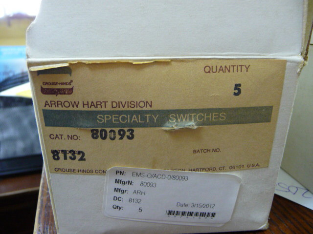 ARROW HART 80093 Qty of 1 per Lot SPECIALTY SWITCHES 30A 250V 20A 600 VAC 2 HP