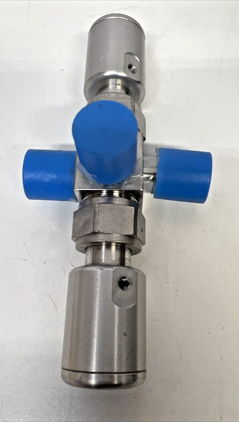 Swagelok 6L-M1D-222P-11 High Purity 2- Bellows Air Vavle 3-port Manifold 1/4″