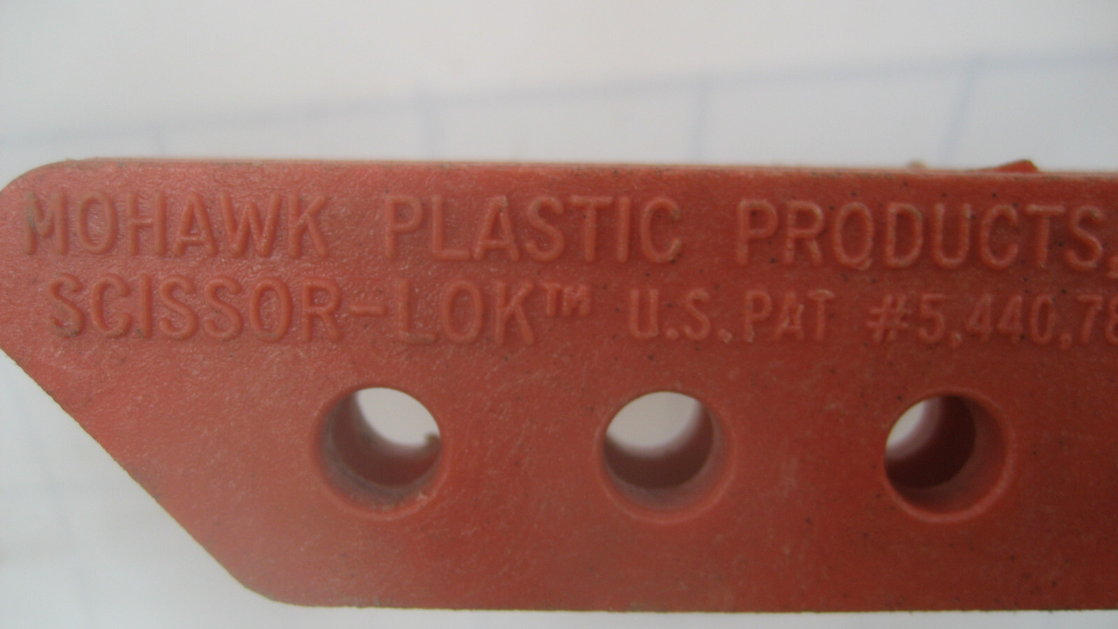 MOHAWK BSC-N500 PLASTIC PRODUCTS SISSOR-LOK LOT OF 3