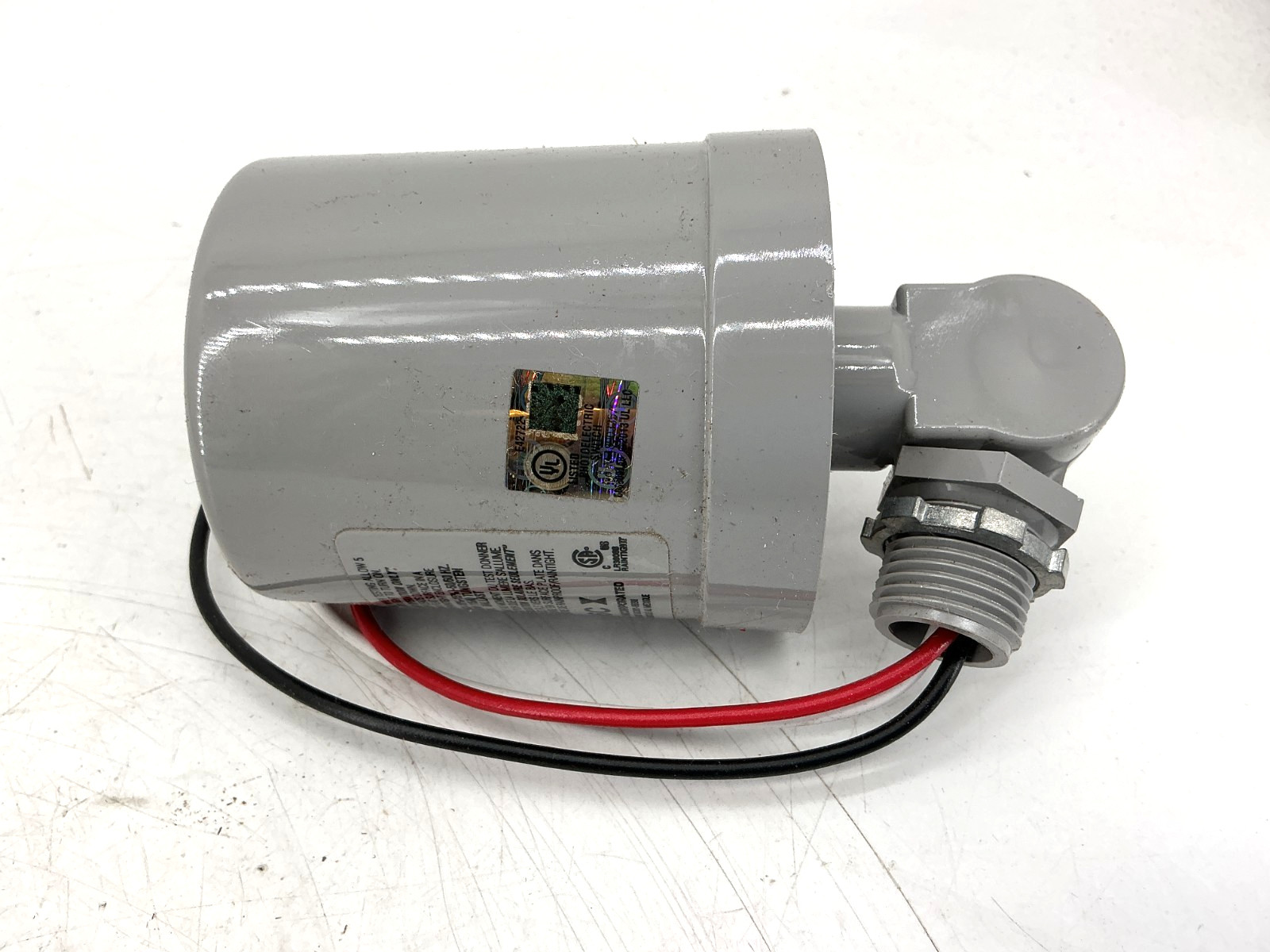 New Intermatic K4236C Thermal Photocontrol Swivel Mount 15A 120-277VAC
