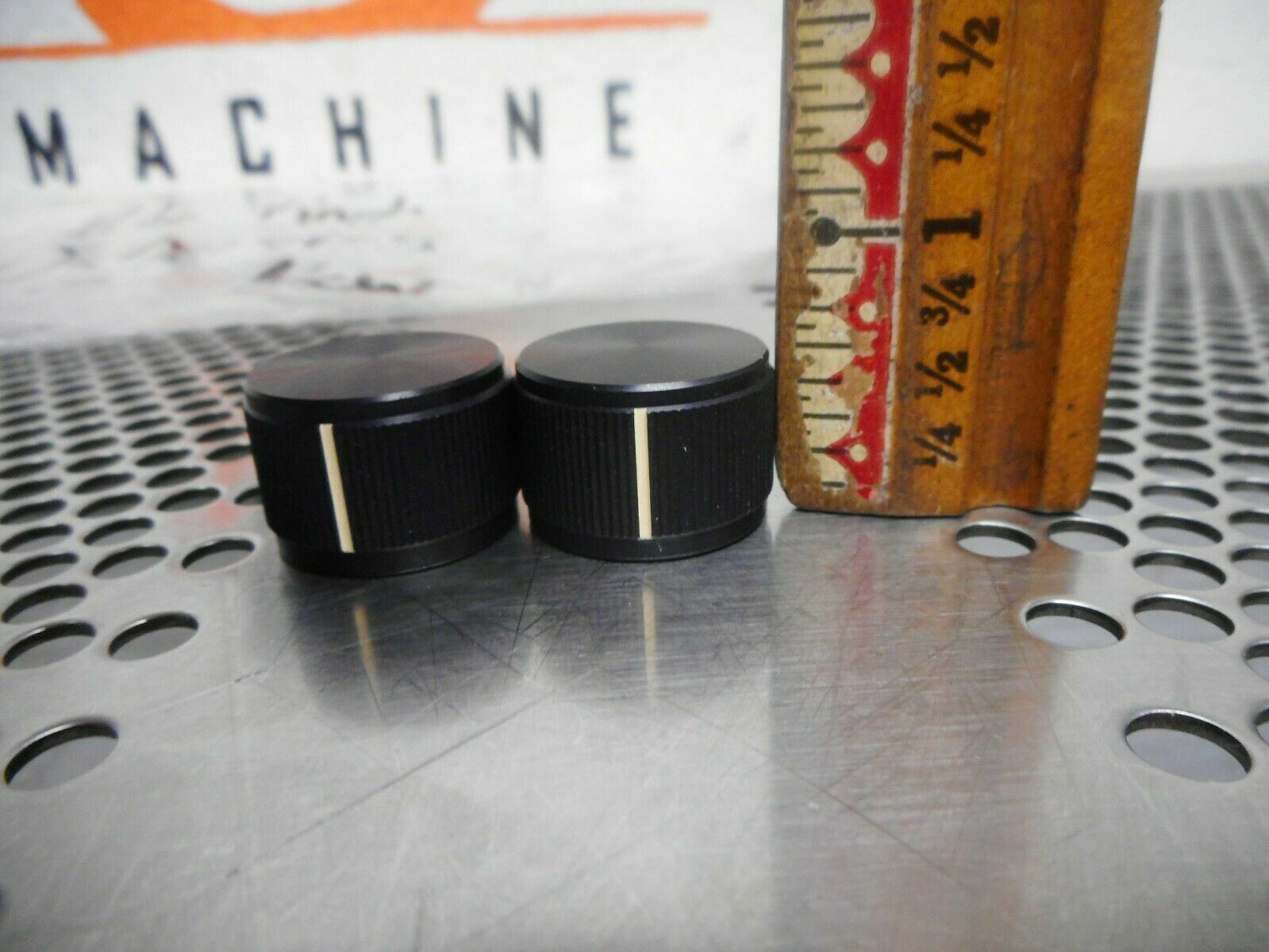 Kilo Knob DD-90-4-5 Knobs New (Lot of 2) Fast Free Shipping