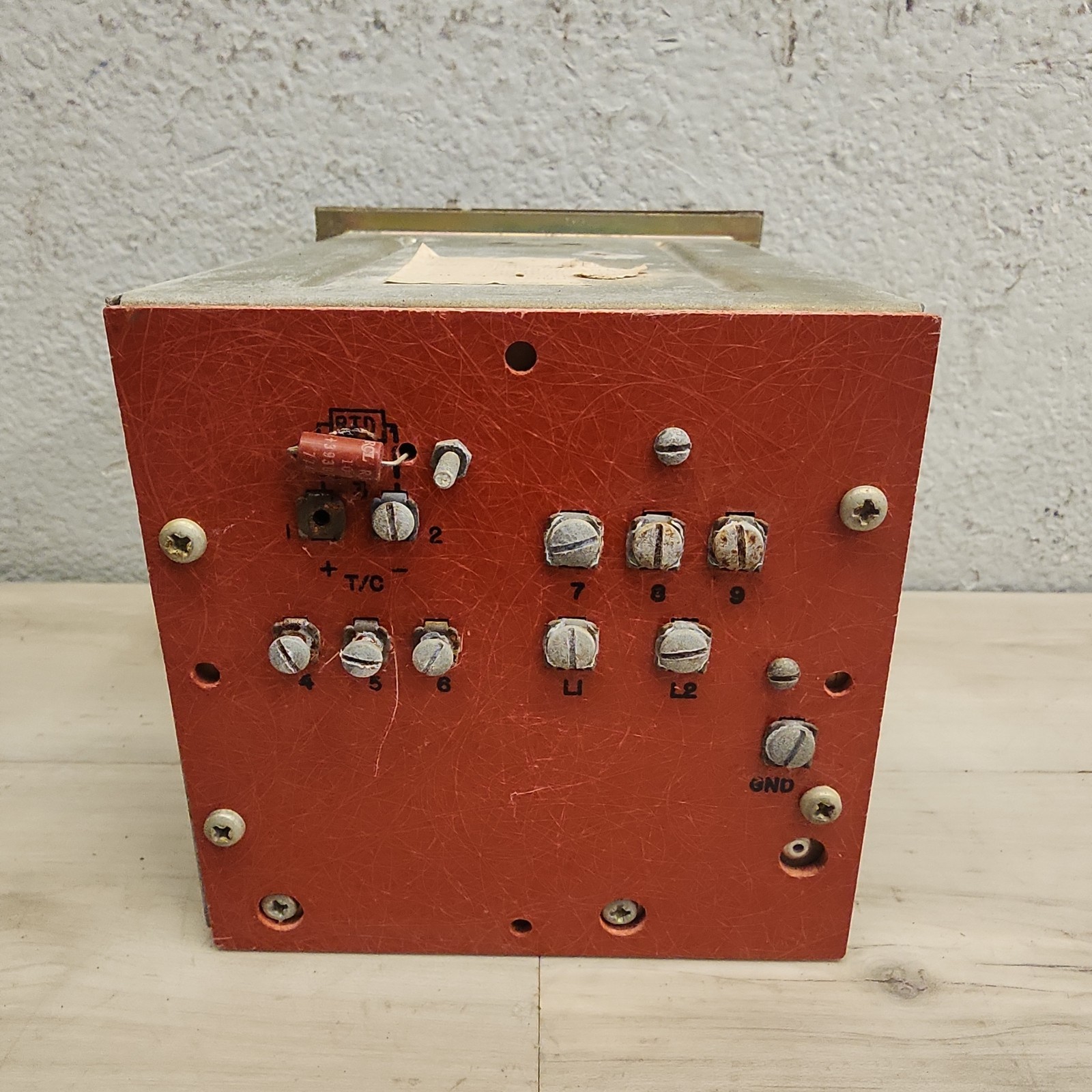 HONEYWELL R7352 10A 50VA 0-100