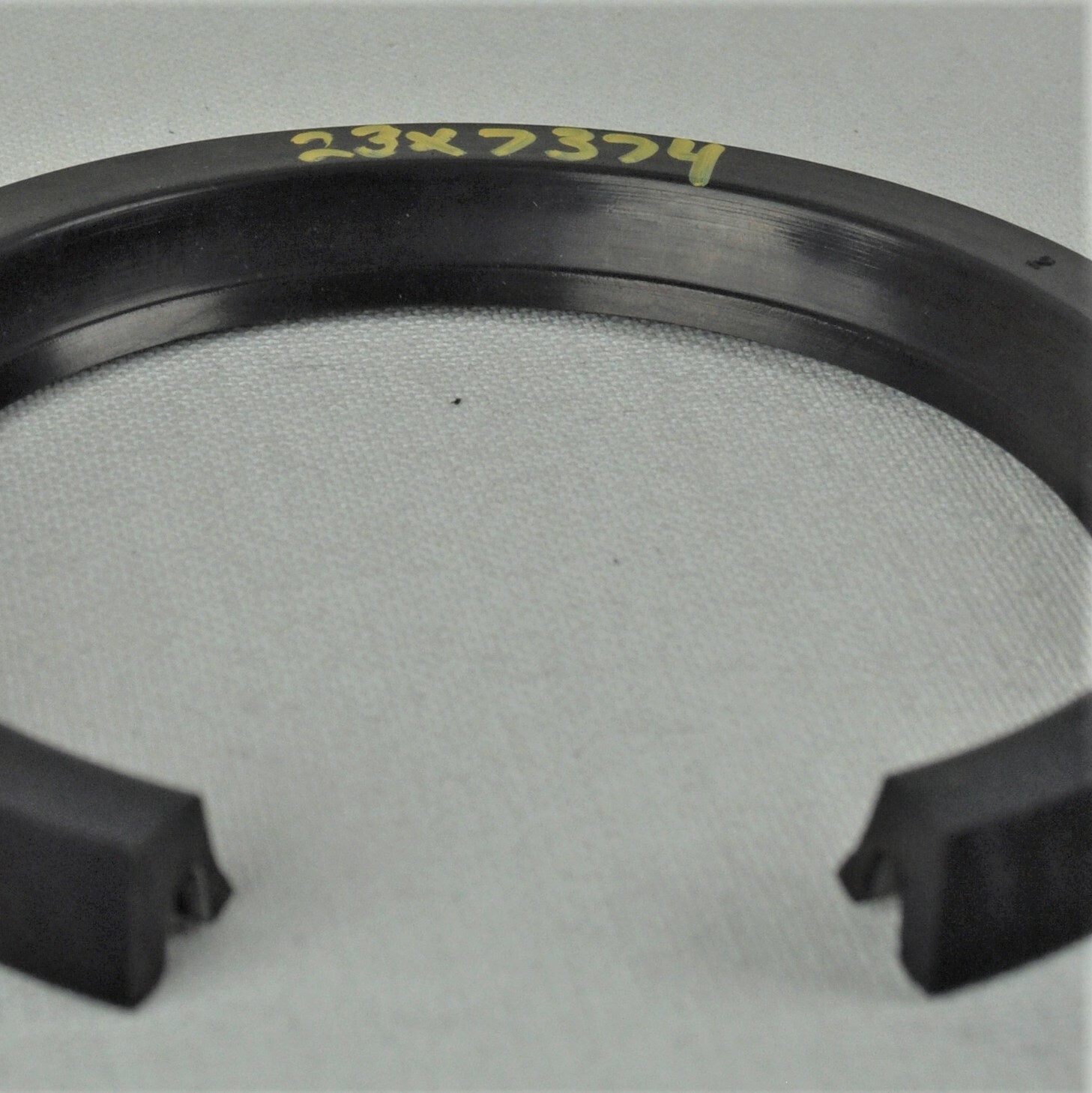 Garlock Klozure 23 X 7374 Oil Seal, Size 3.250 x 4.25 x .500, 25003-7374, New