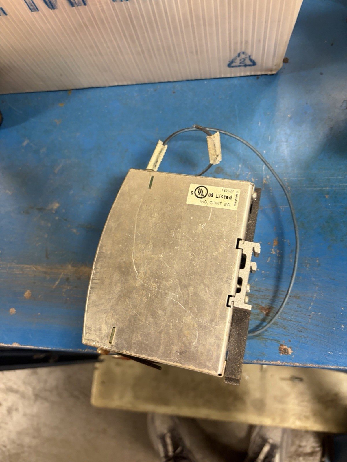SOLA SDN 4-24-100LP POWER SUPPLY 115/230VAC 2.1/1A 50/60HZ 24VDC