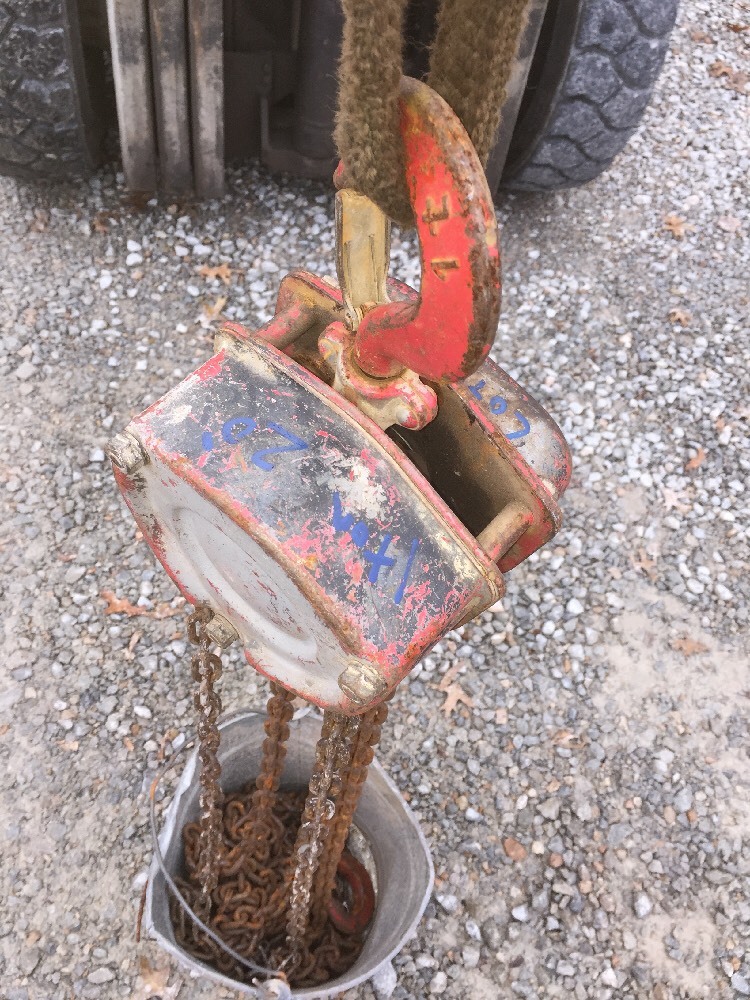Coffing LHH Hand Chain Fall Hoist, Capacity: 1 Ton, 20′ Lift, 2000 Lb