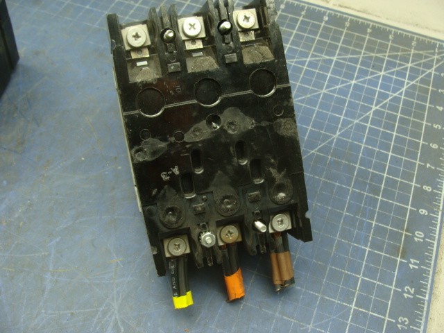 GE TED136Y150 MOLDED CASE SWITCH CIRCUIT BREAKER 150A 3 POLE 600V W/DIAL SWITCH