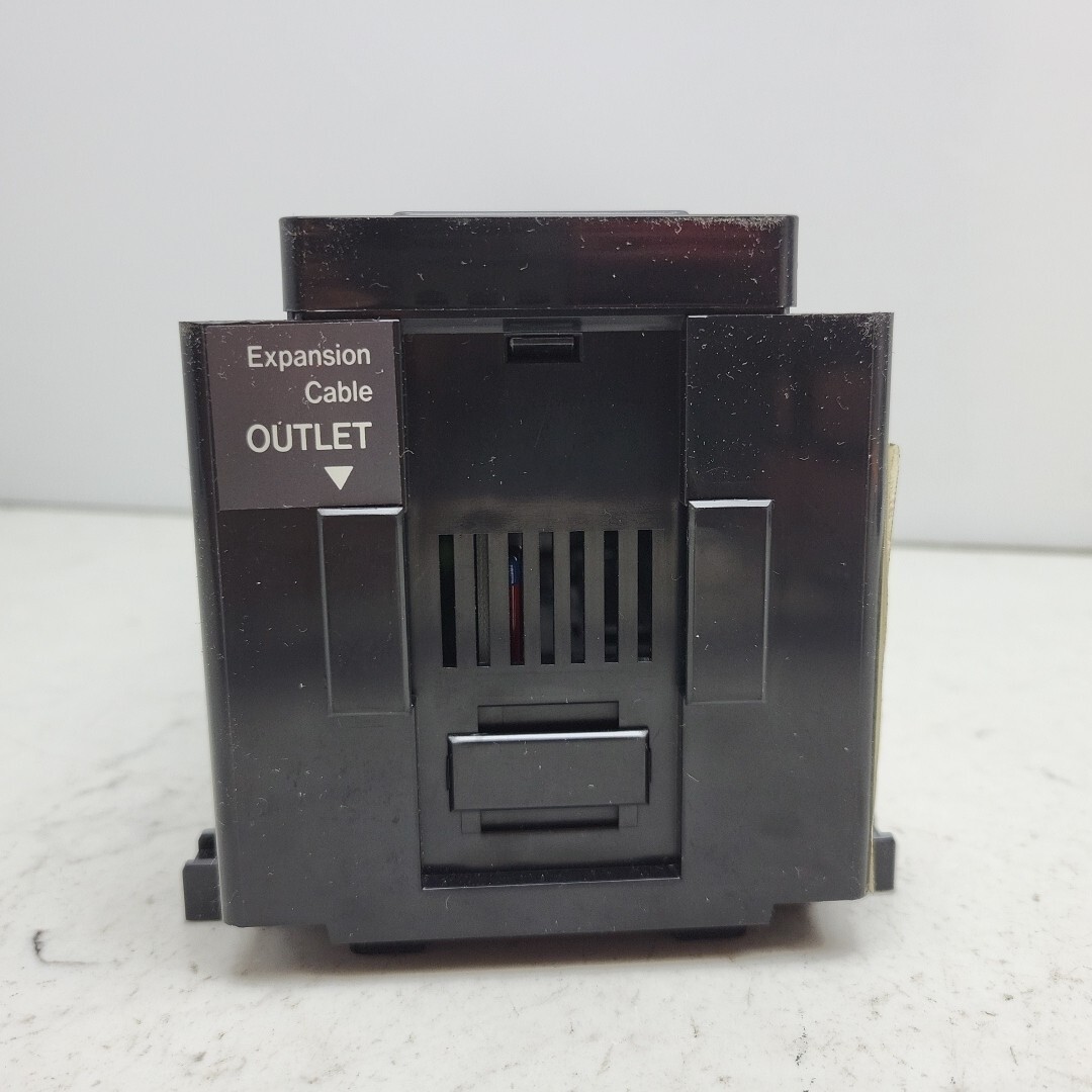 Eaton Cutler-Hammer D100CD40H 40 I/O High Speed Controller 24 Inputs 16 Outputs