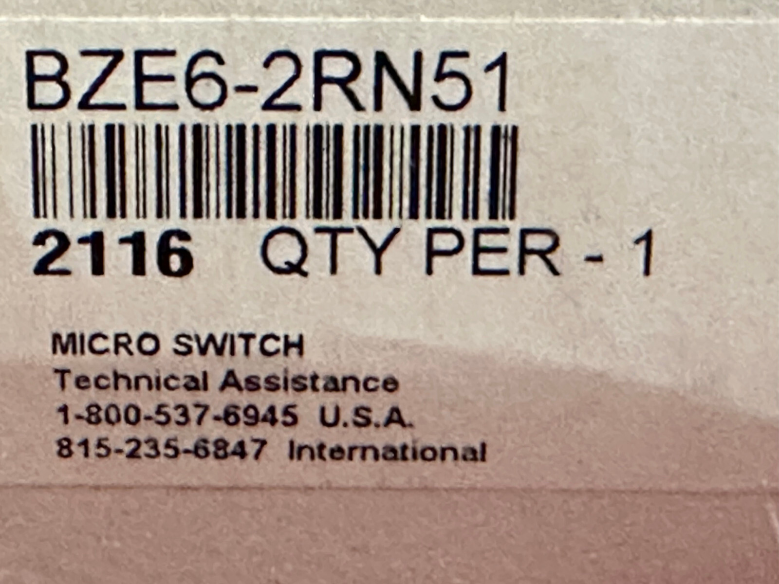 Honeywell BZE6-2RN51 Micro Switch Top Pin Plunger Seal Boot SPDT 15A Side Mount
