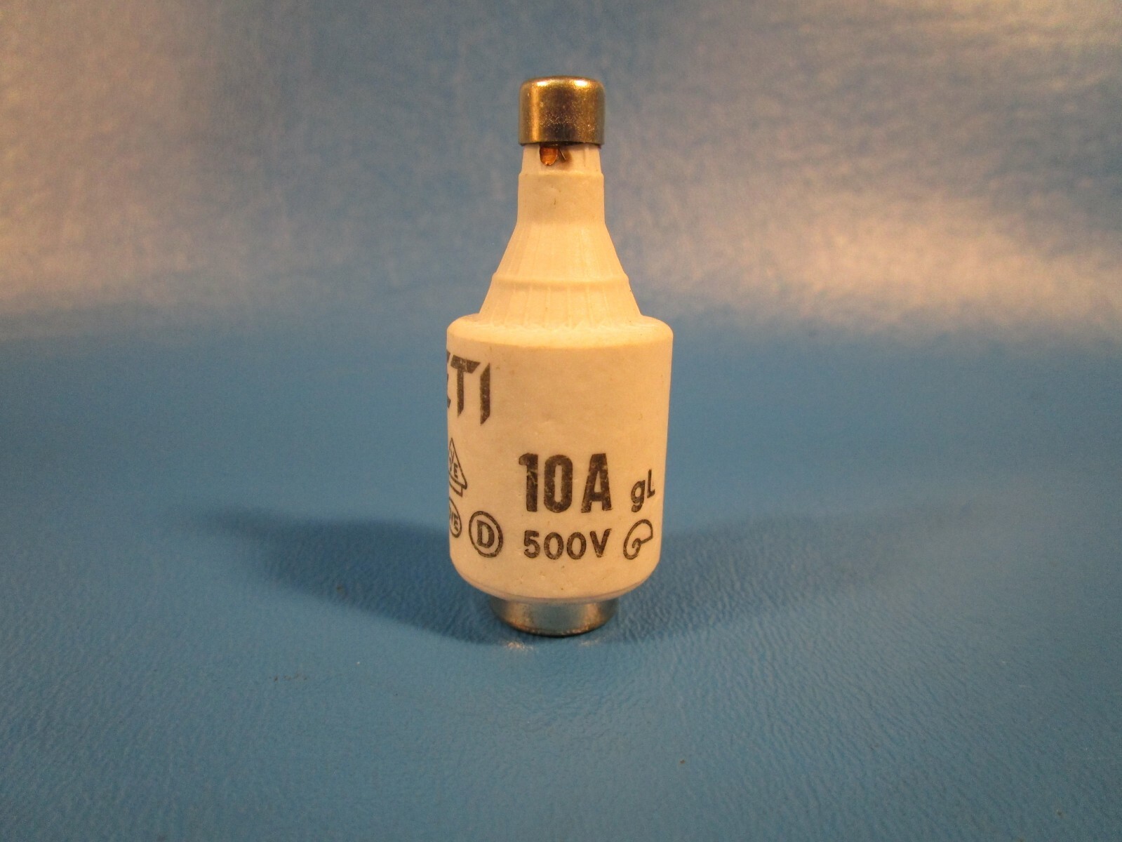 ETI, 10A Ceramic Bottle Fuse, GL, 500 Volt