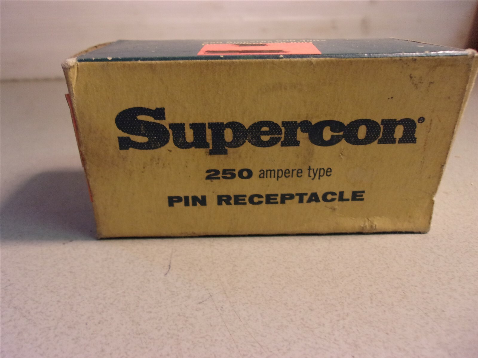 NEW Supercon 250 Type Pin Receptacle *FREE SHIPPING*
