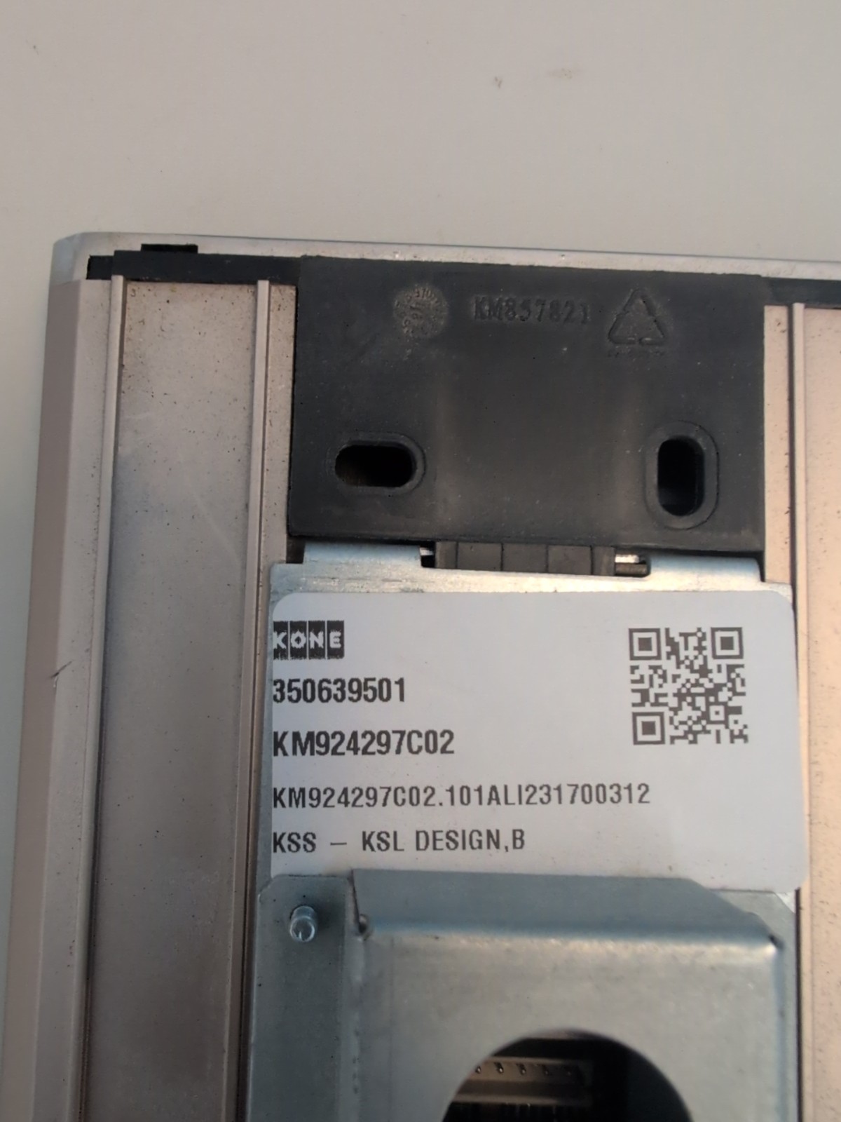 Kone elevator Up Down Push Button Fixture. (KM924297C02)