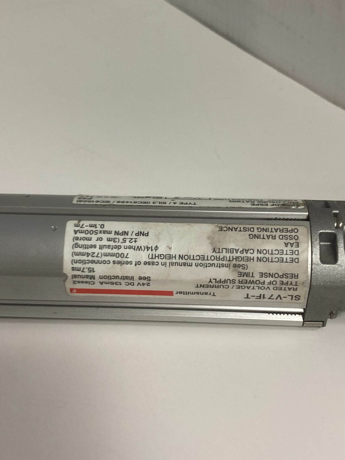 KEYENCE SL-V71F SAFETY LIGHT CURTAIN TRANSMITER 24VDC 15.7MS RESPONSE TIME