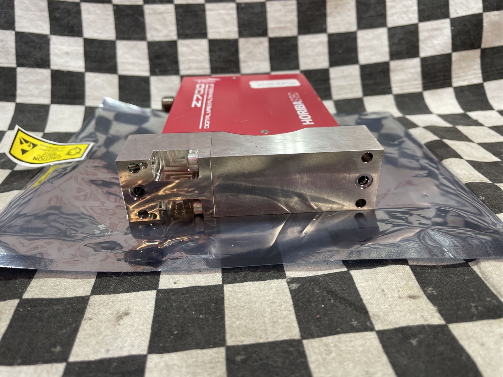 Horiba Stec SEC-Z724AGX, SECZ724AGX, Mass Flow Controller AGX-15, N2 50000 SCCM