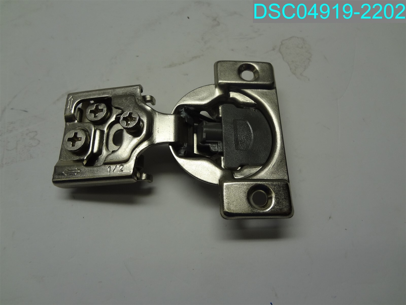 QTY=27: Soft Close Concealed Cabinet Hinge 1/2″ 2130