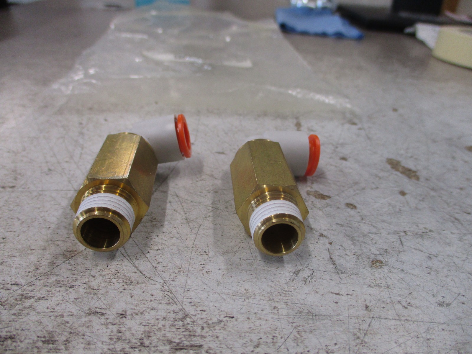 SMC Elbow Fitting KQ2W11-35AS 3/8″ *Lot of 2* *No Bag* New Surplus