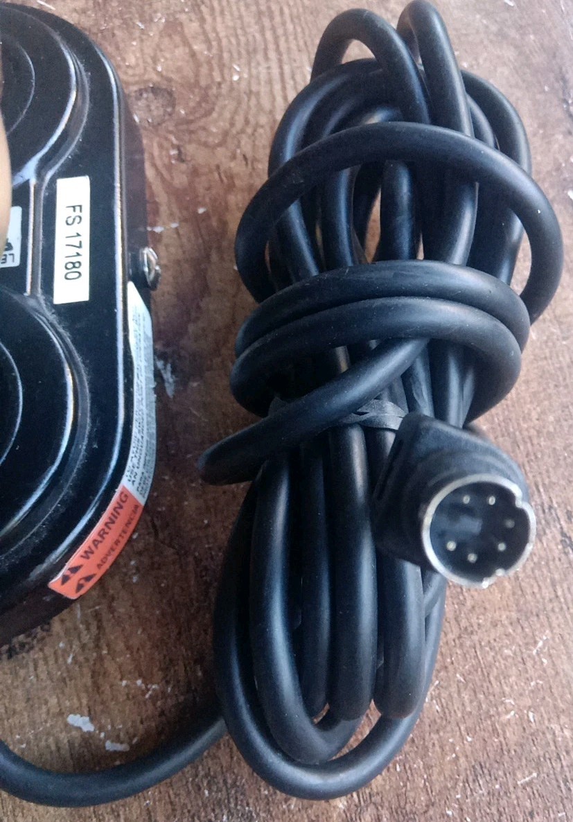 Linemaster L-2-S Foot Operated Switch 6-pin