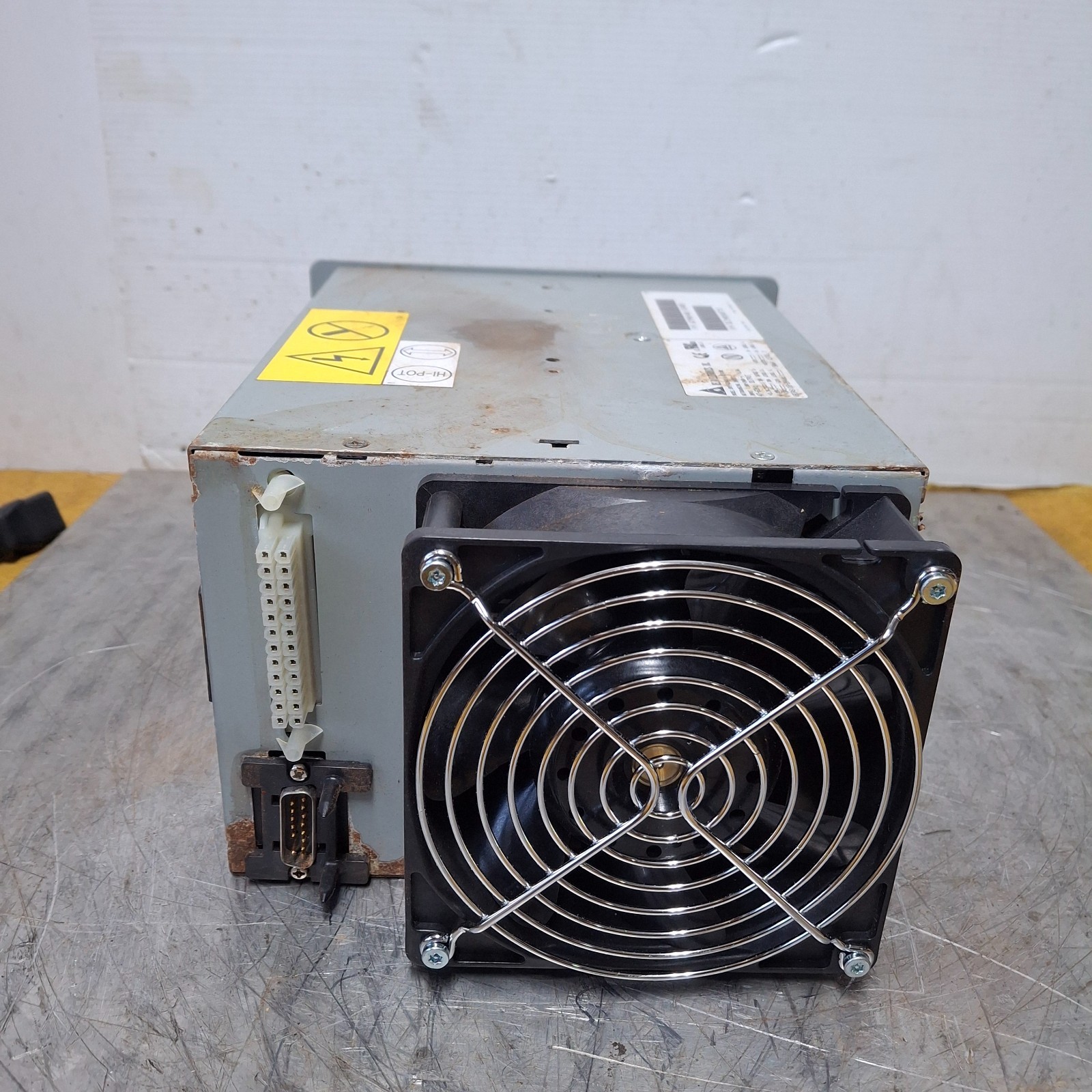 Delta DPS-52DAB 120v Power Supply Hot Swap Power Supply With Fan