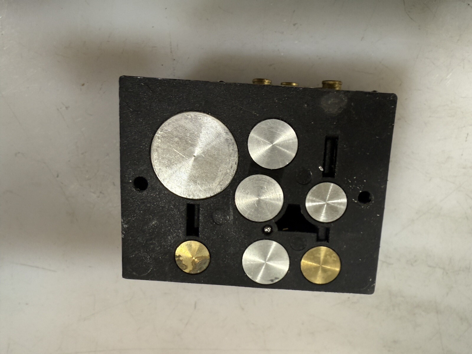 Norgren D0039A Two-Hand Pneumatic Switch Control Module, 5/32 Tube 40-120psi B03