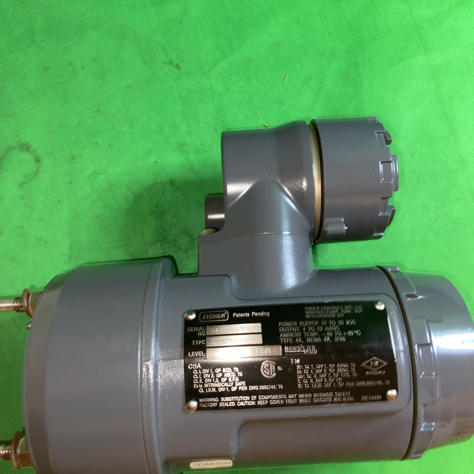 Fisher DLC3010- Level Transmitter