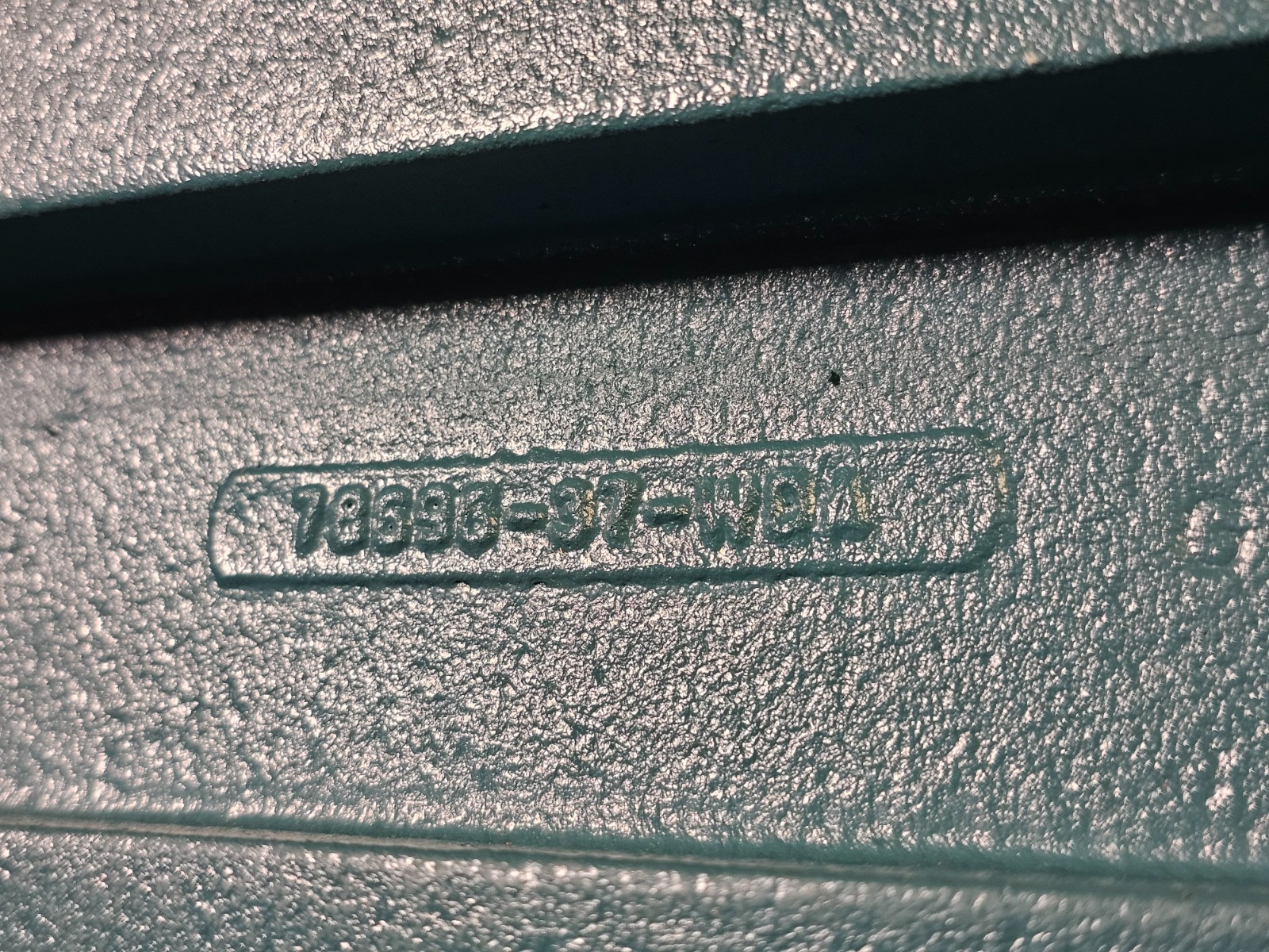 Cast Iron Plate 78696-37 20″L x 6.5″ W x 1-1/2″ Thickness, Powder Coated Green