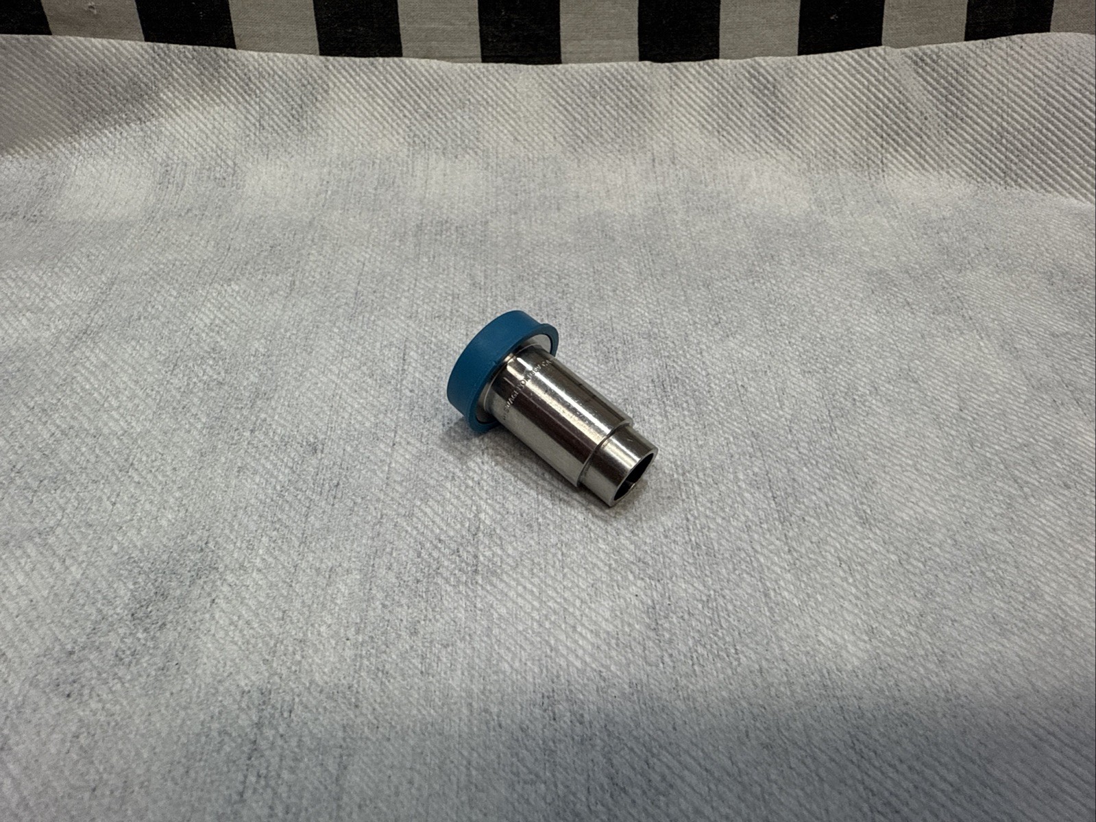 SWAGELOK SS-8-VCR-3-8MTW, SS8VCR38MTW, Male Weld Gland 1/2″ VCR X 1/2″ TUBE#A22B
