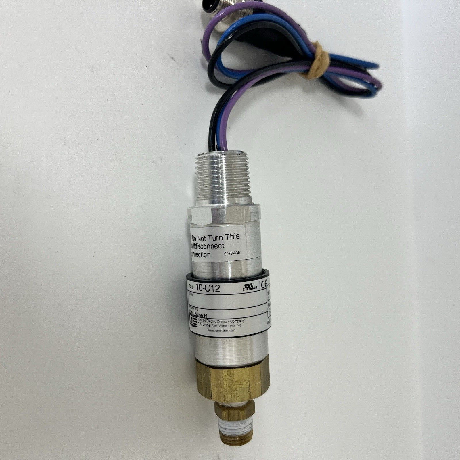 UNITED ELECTRIC 10-C12 30-600PSI 21-41.4 5A 250VAC (Removed from New Machine)