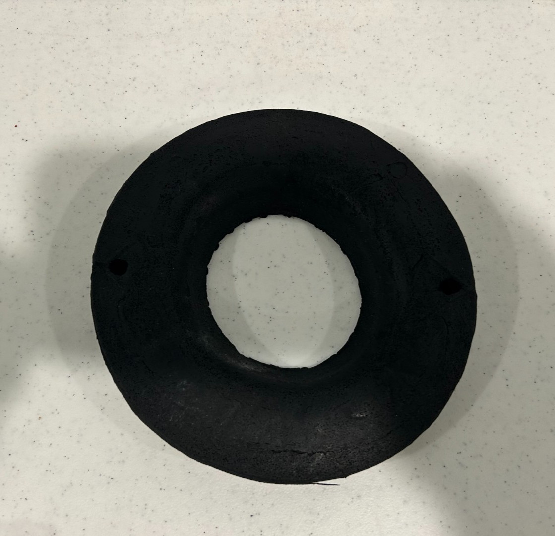 SPONGE Cushion Closet Ring 3/4″ x 6 3/4″ O.D. x 3 1/4″ I.D. New FREE SHIPPING