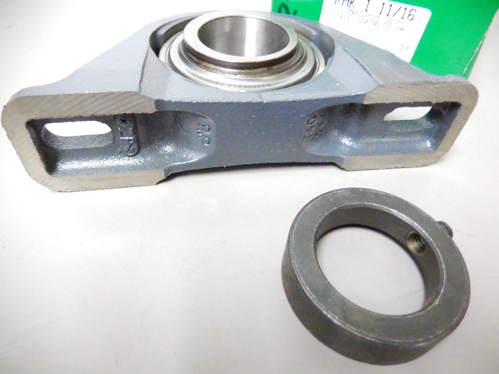 Fafnir RAK 1 11/16 Pillow Block Bearing 2 Bolt With Locking Collar
