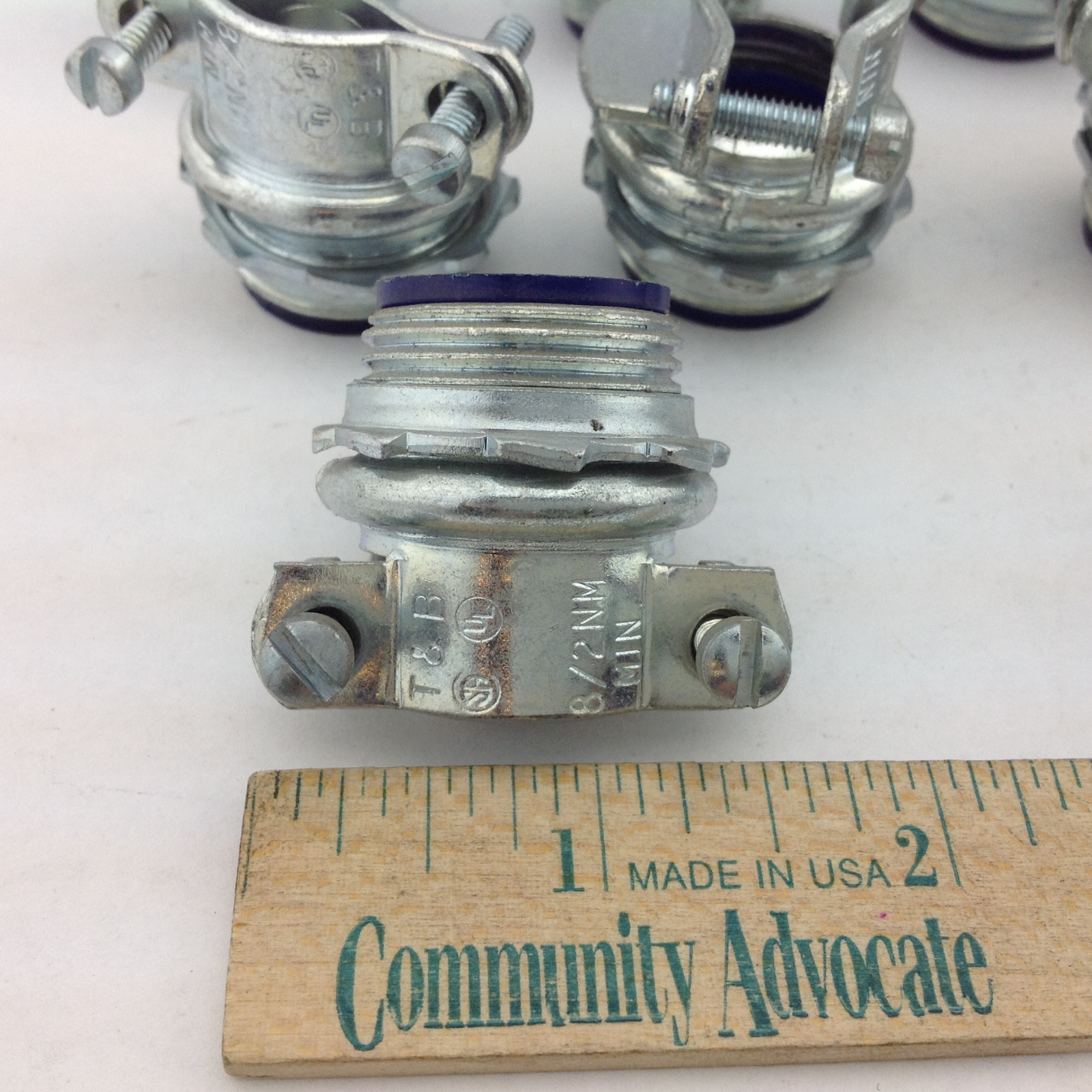 New Thomas & Betts 1″ Conduit Clamp 8/2 NM Min Lot of 10