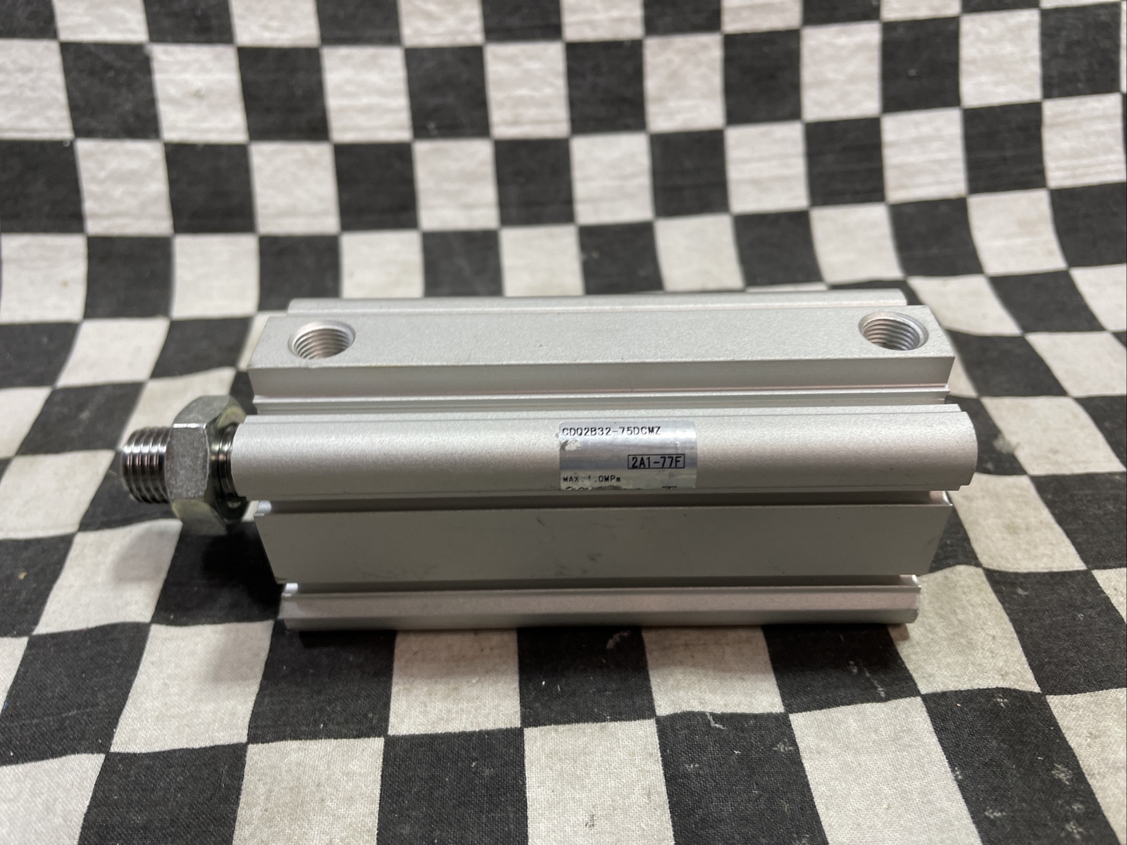 SMC CQ2-Z COMPACT CYLINDER, CDQ2B32-75DCMZ, CDQ2B3275DCMZ, SHIPSAMEDAY#103X9