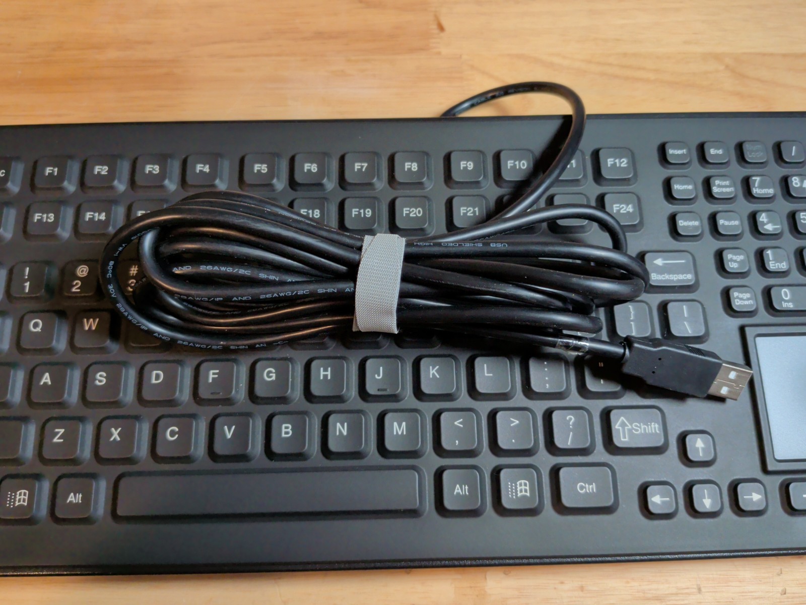 iKey DU-5K-TP2-USB Keyboard w/ Touchpad REV:P1-F24R3-2