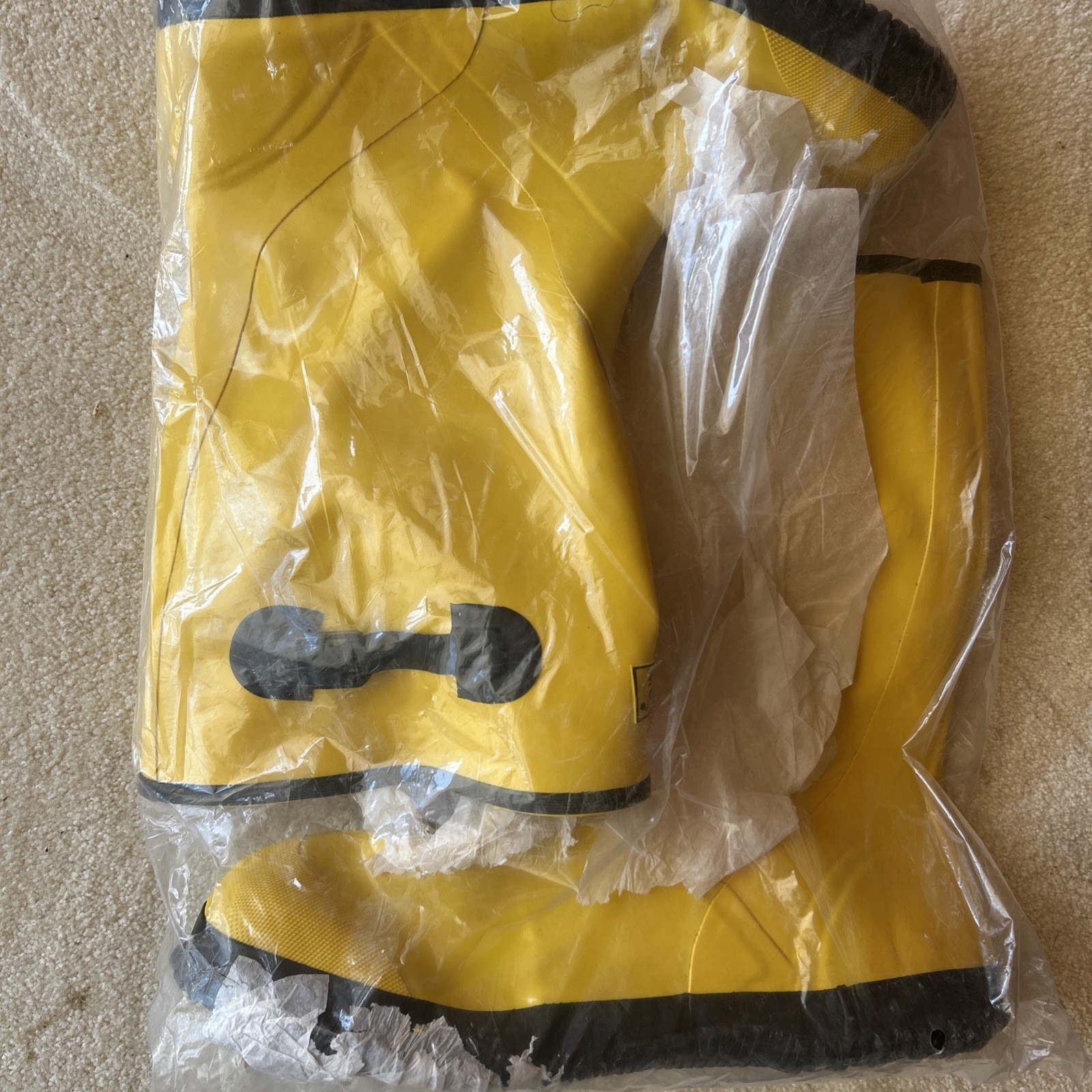 BODY GUARD 1535-SLB-16 YELLOW SAFETY GEAR/SLUSH BOOTS, SIZE 16 NNB