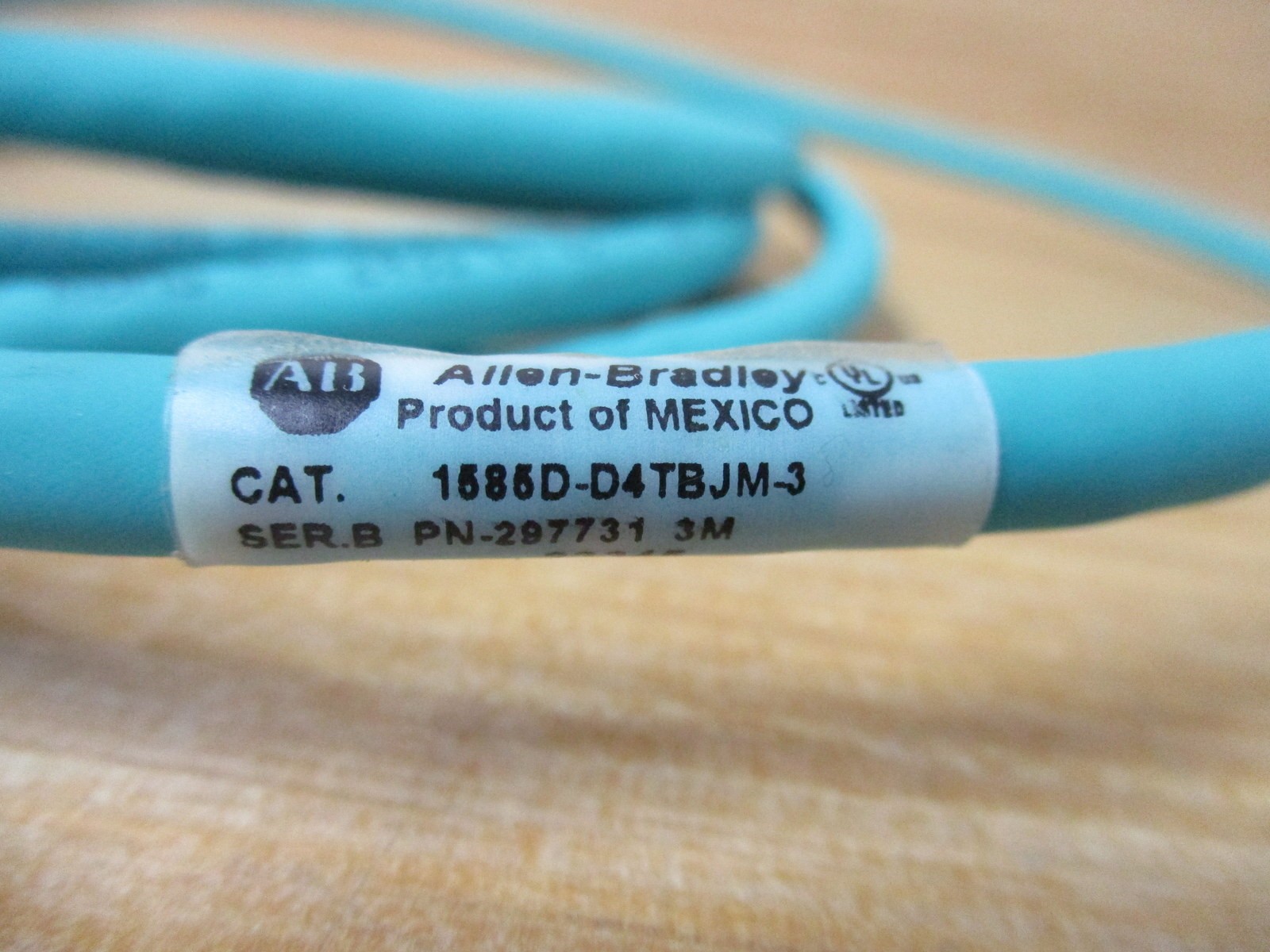Allen Bradley 1585D-D4TBJM-3 Double Ended Cordset 1585DD4TBJM3 Mounted