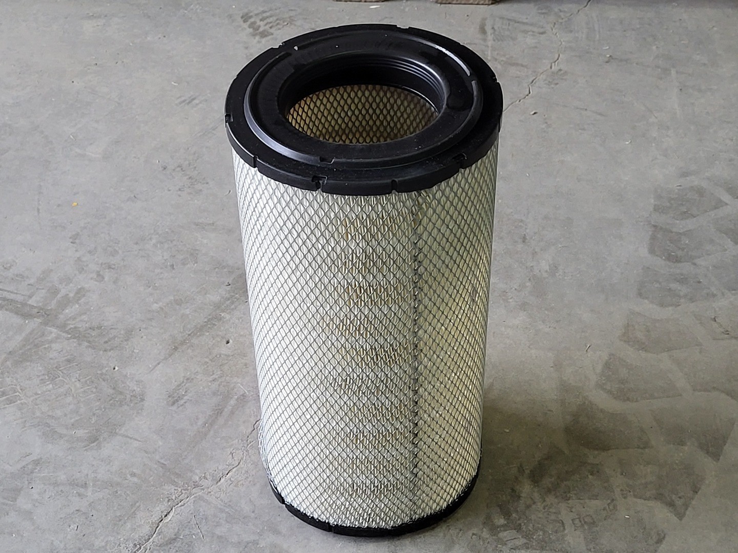 SURPLUS NEW MACLEAN Bolter Filter Package Kit F6L413FW Drill Maclean – Air
