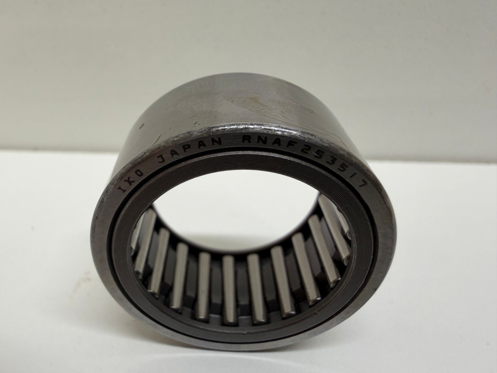 NEW OLD STOCK! IKO NEEDLE ROLLER BEARING RNAF-253517