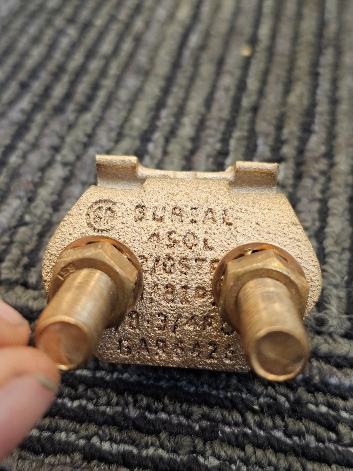 Burial Grounding Connector, Copper Alloy 4 SOL-2/0 STR 1/2 ROD 1/4 IPS