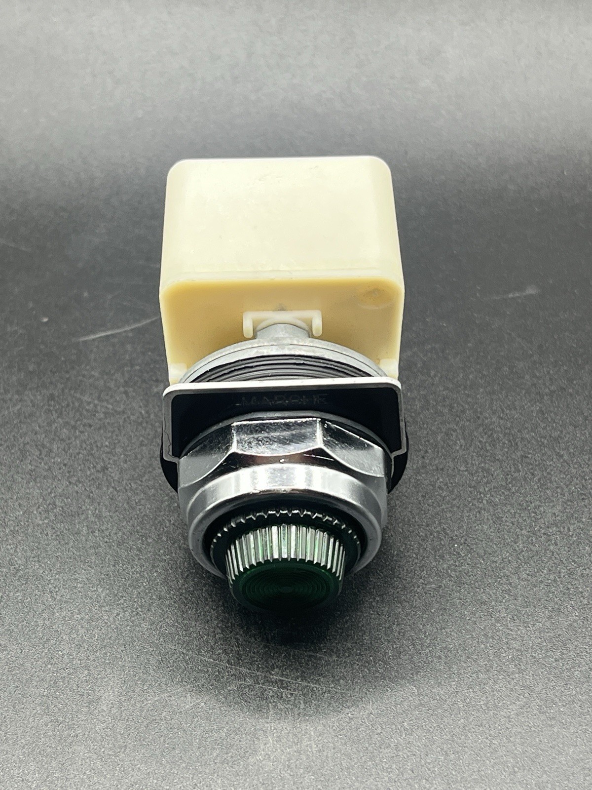 Schneider Electric 9001 KM35LG Pilot Light 24–28V AC/DC