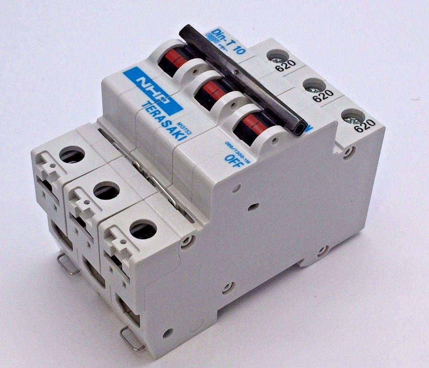 NHP Terasaki DTCB10305C MCB DIN-T10 3 Pole C Curve 0,5A 10Ka 415V 675852 x4