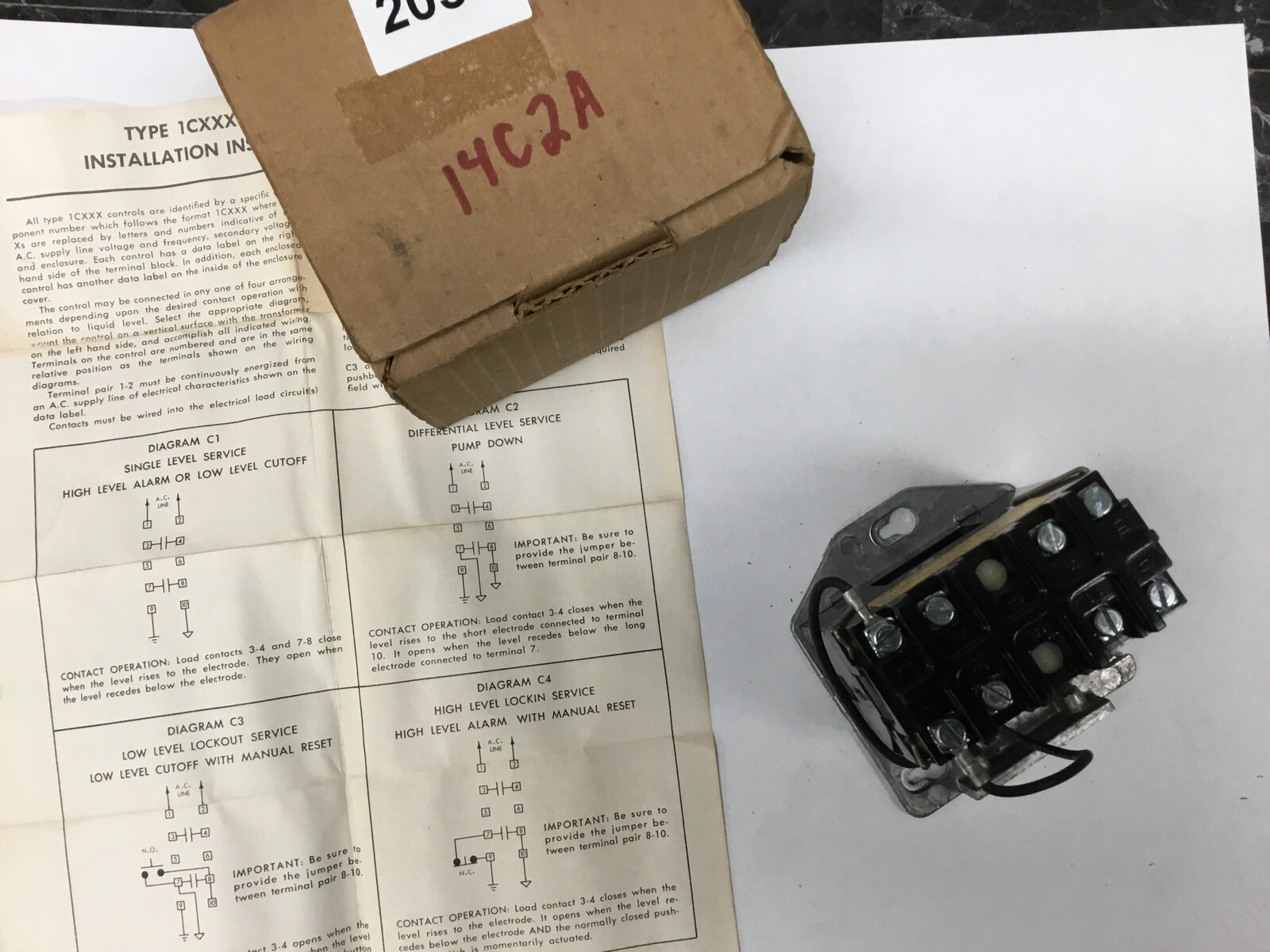 14C2A Warrick Controls 230V 50/60hz Liquid Level Controls Alarm Cutoff