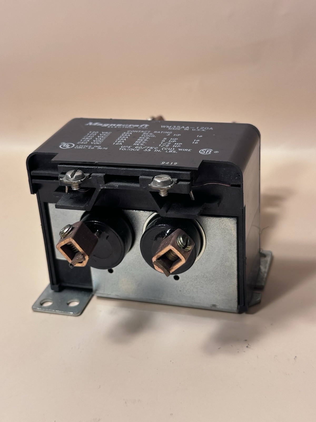 Magnecraft WM35AA-120A Relay